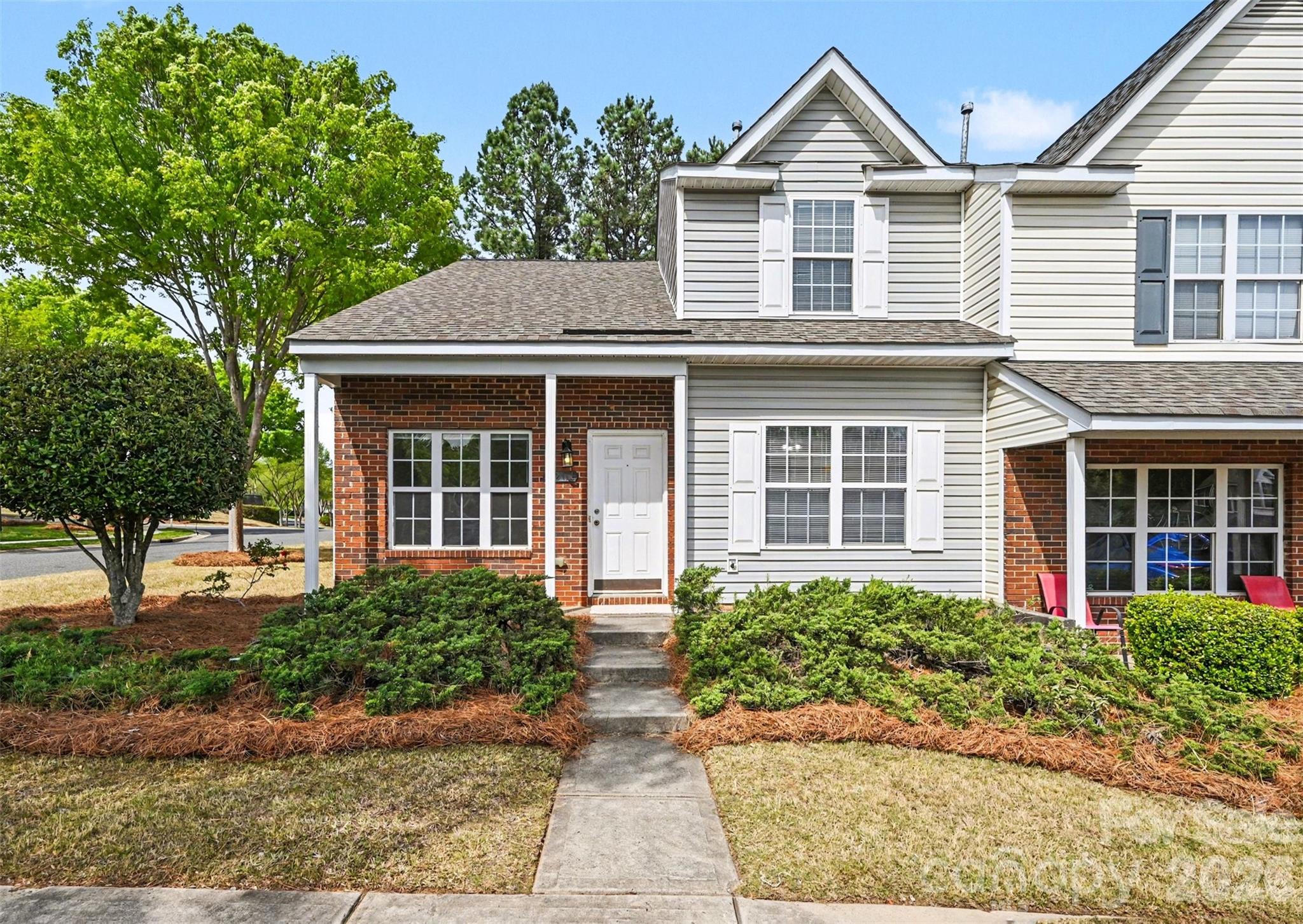 The Townes at Old Stone Crossing - Residential