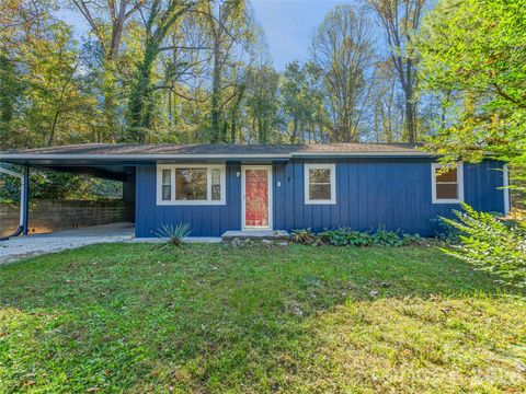 Photo of 5 West Cove Street, Weaverville, NC 28787 (MLS # 4310907)