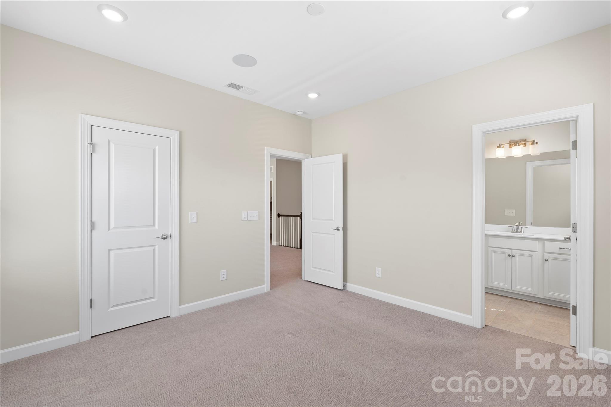 Saxon Place - Residential