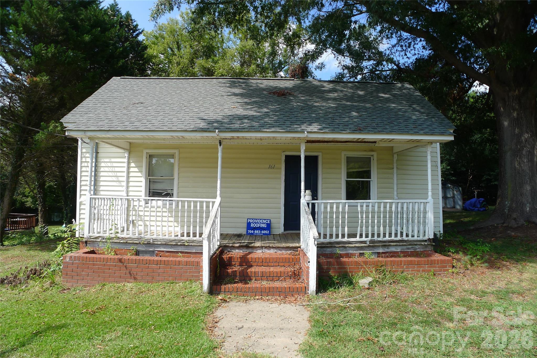 161 Center Street 30