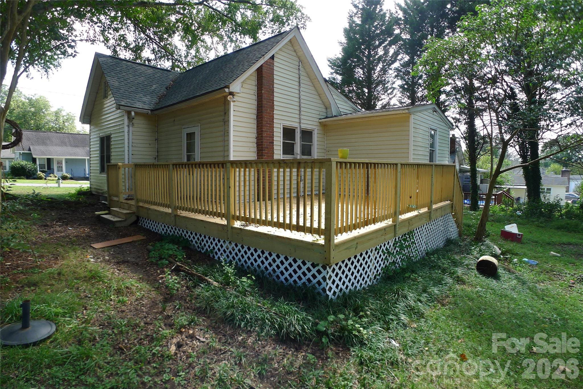 161 Center Street 30