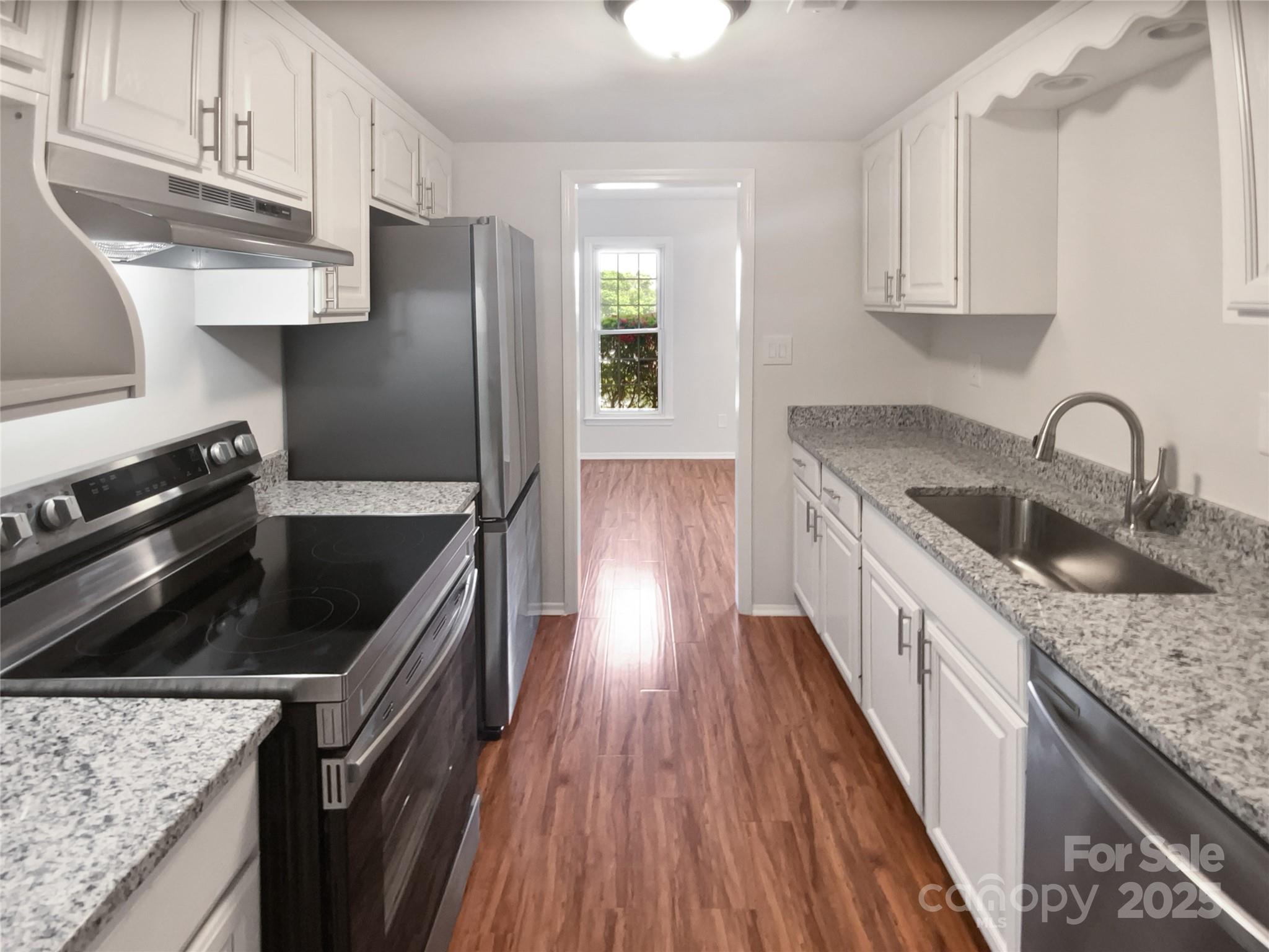 8026 Regent Park Lane