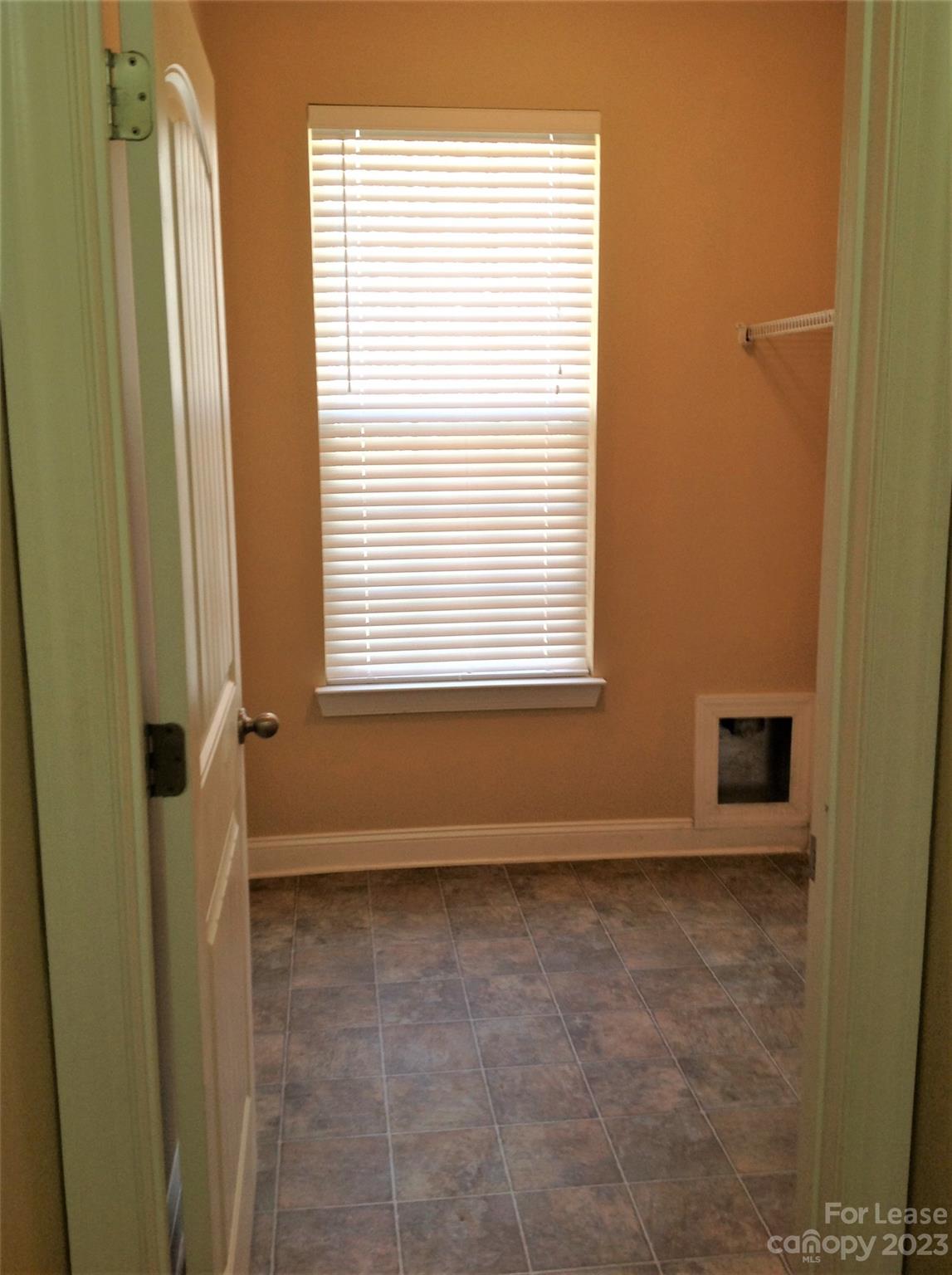 Riverfront - Residential Lease