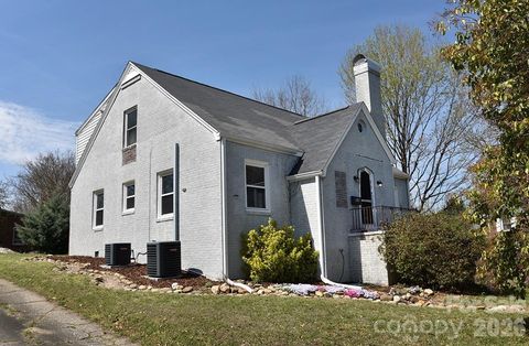 Photo of 629 W Council Street, Salisbury, NC 28144 (MLS # 4359470)