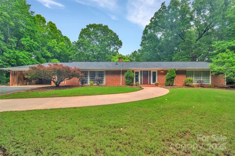 514 Wood Street Troy NC 27371