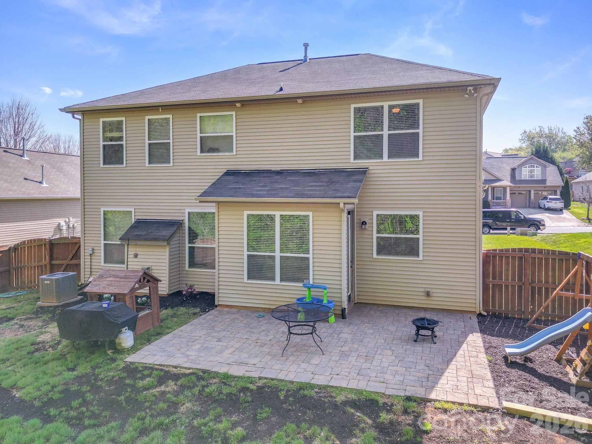 Reunion - Residential