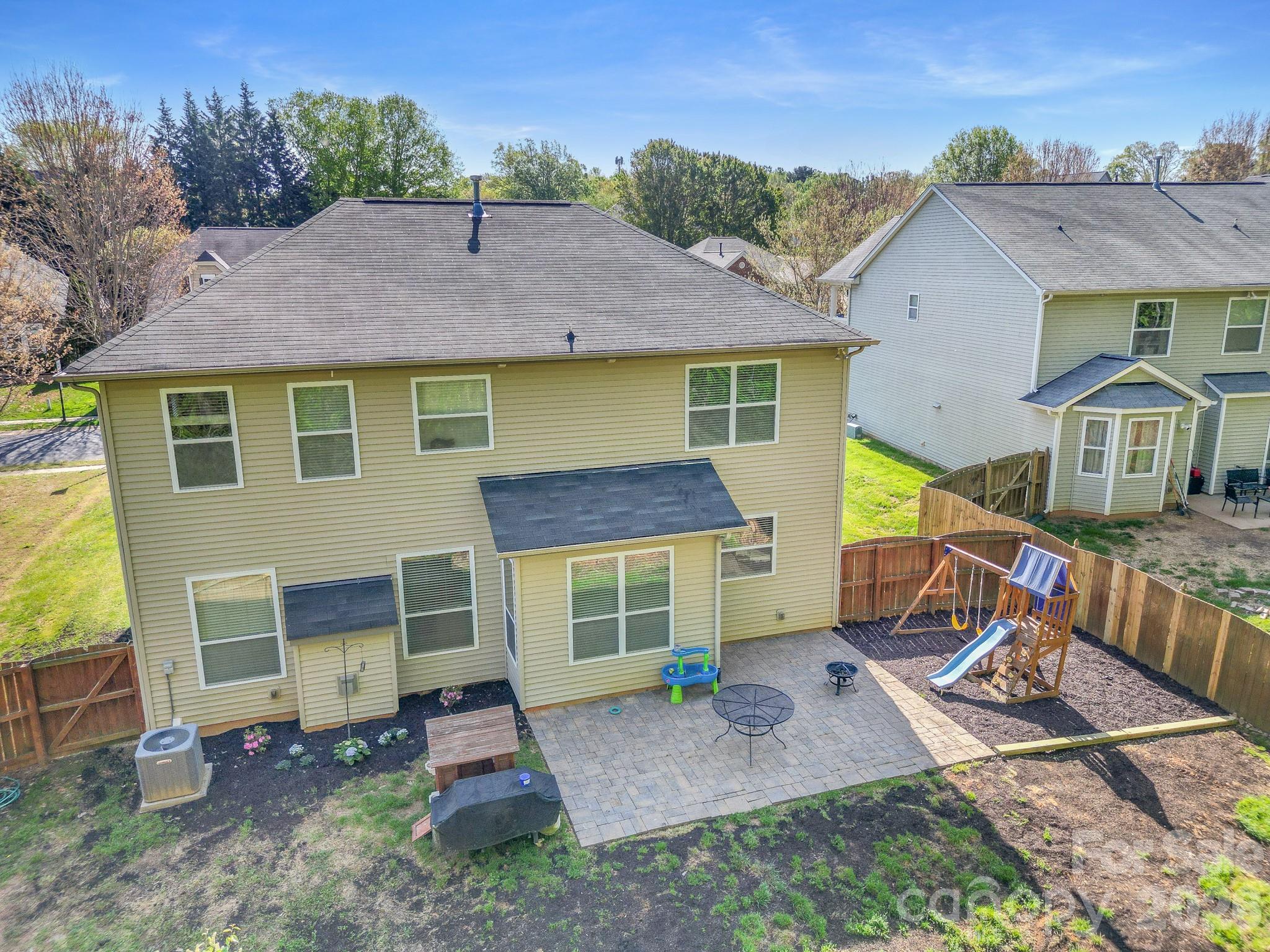 Reunion - Residential