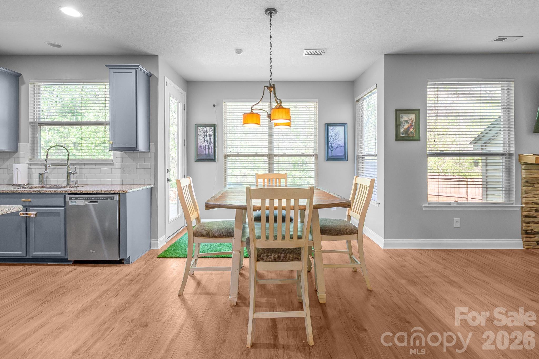 Reunion - Residential