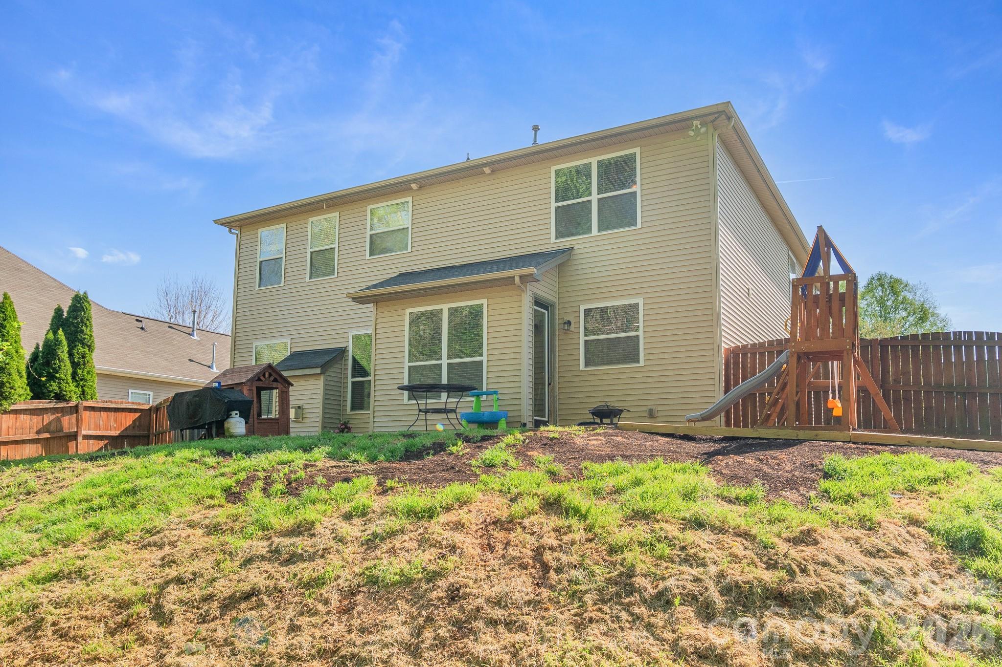 Reunion - Residential