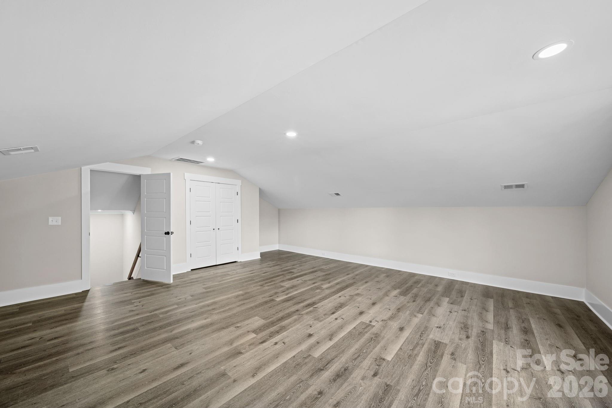 Valhalla - Residential