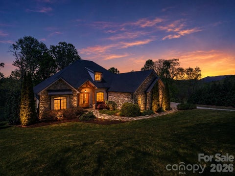 Photo of 28 Falling Star Court, Fletcher, NC 28732 (MLS # 4375570)