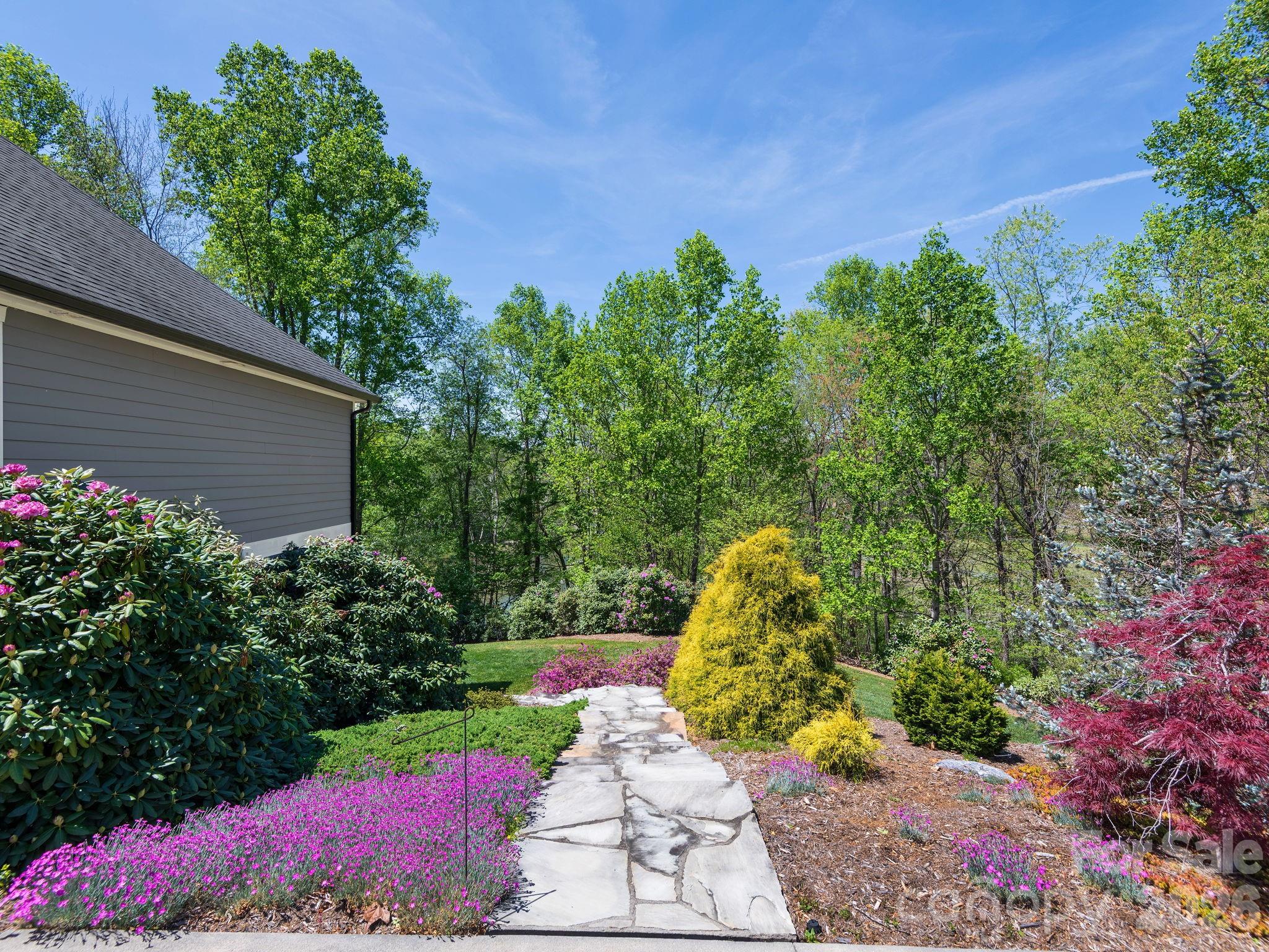 Grand Highlands At Waterford Lakes - Residential