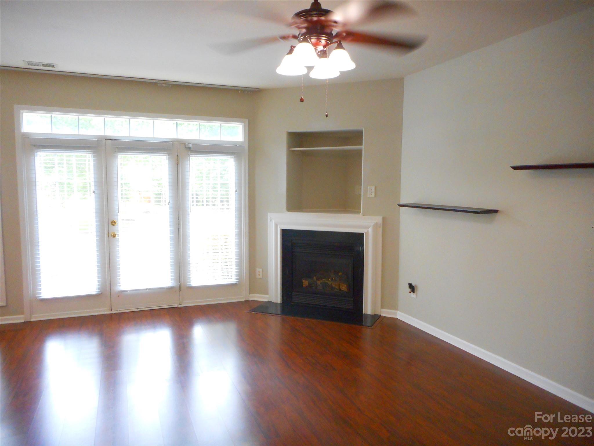 Arlington - Residential Lease