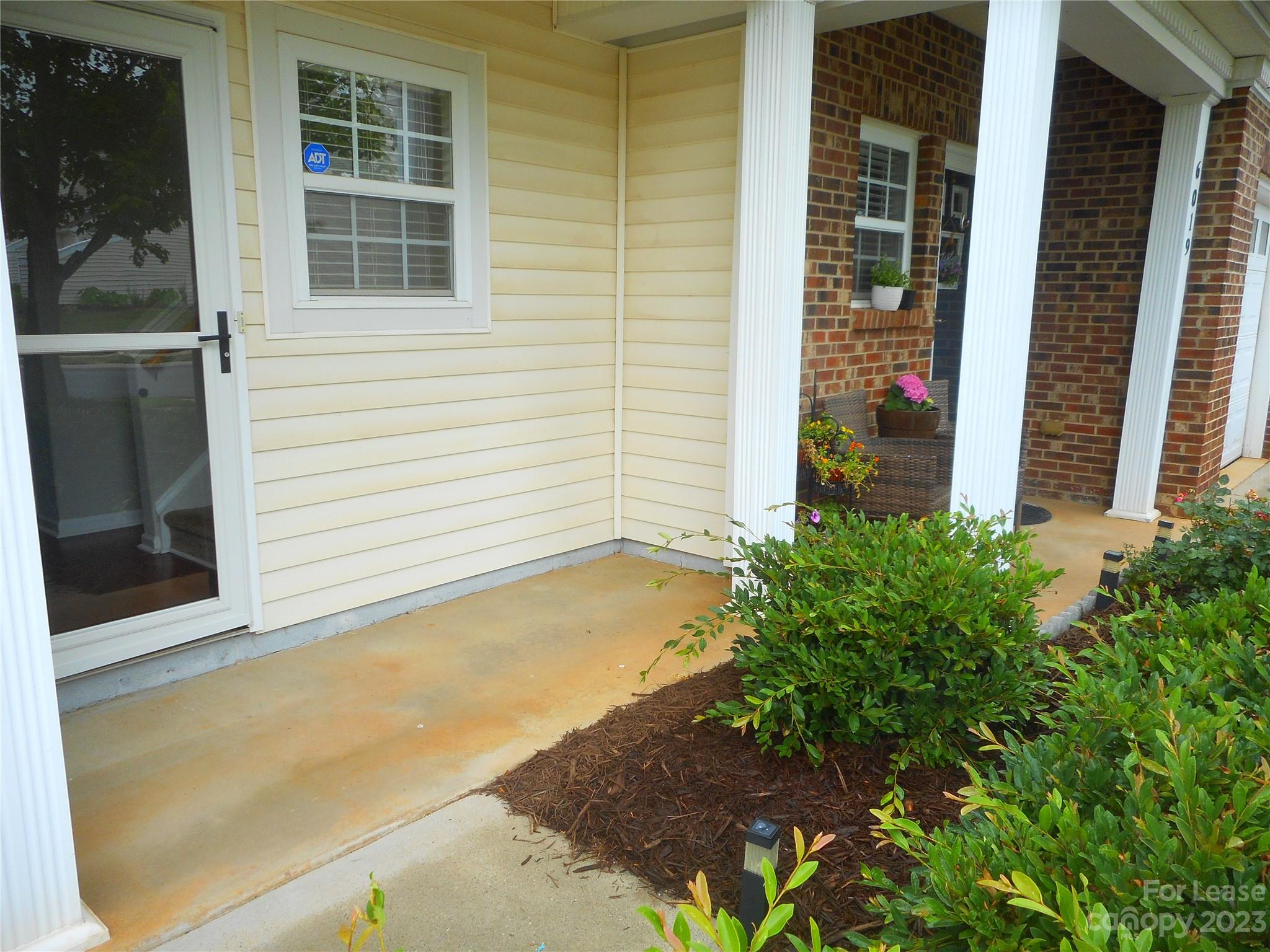 Arlington - Residential Lease