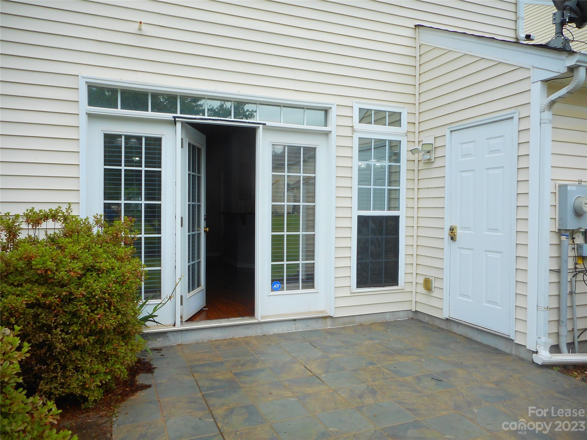 Arlington - Residential Lease