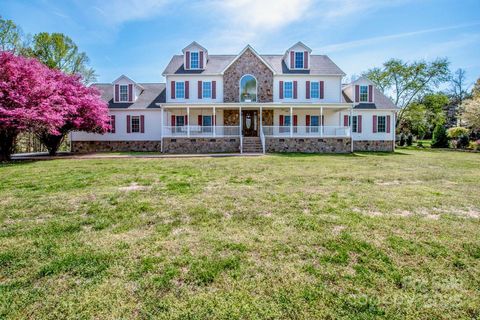 4907 White Oak Lane Denver NC 28037