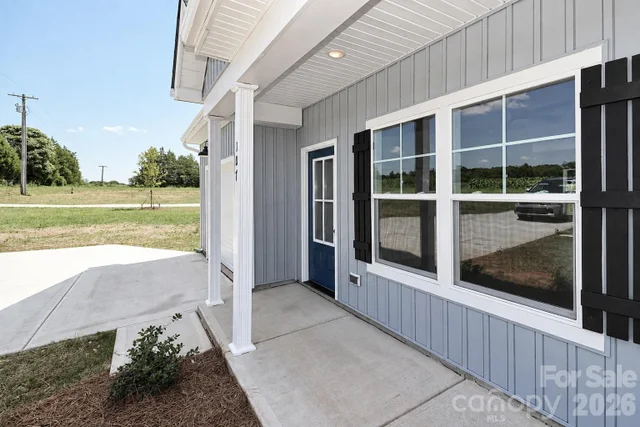 107 Cain Road, photo 3 of 25