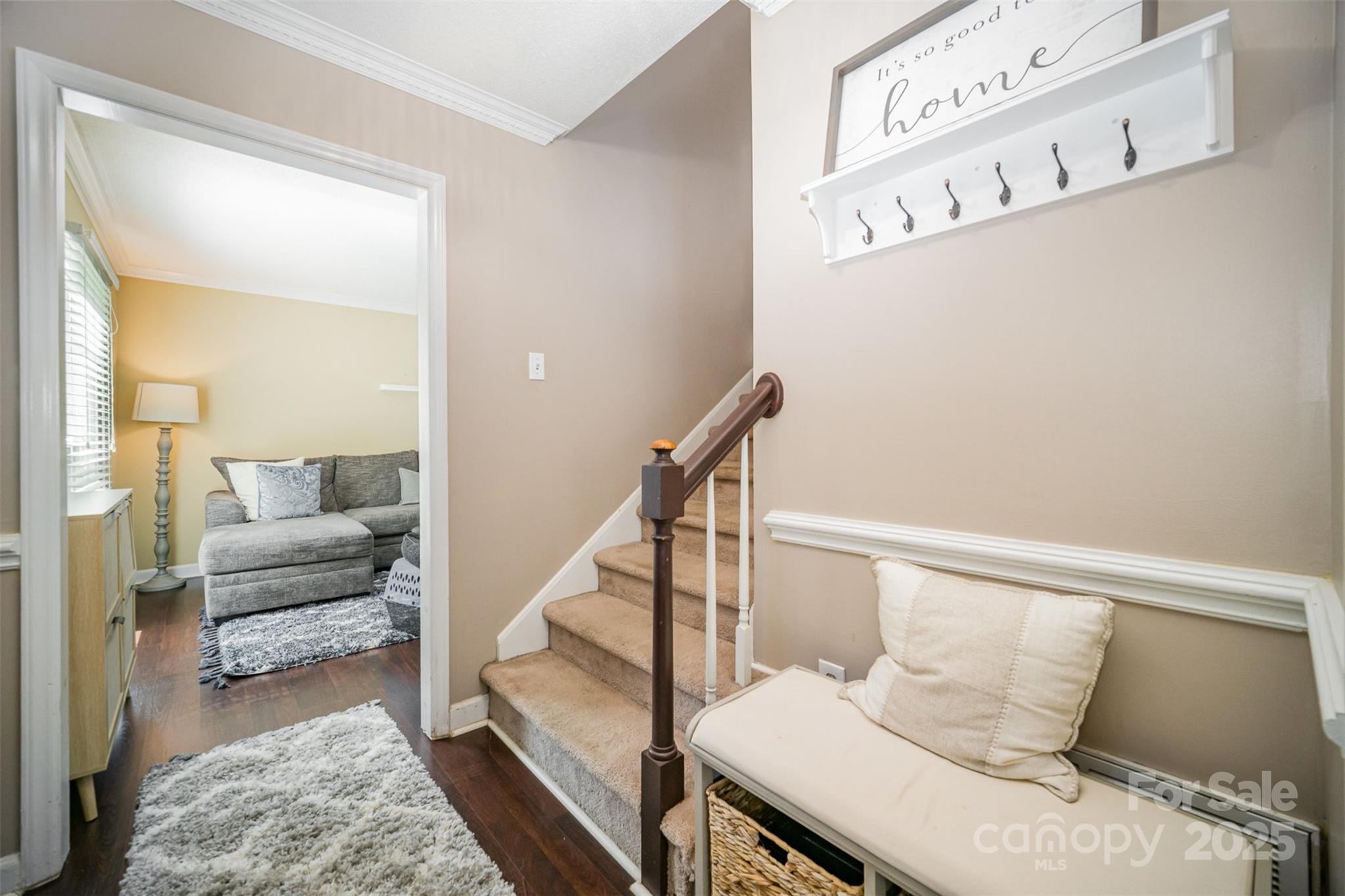 3016 Heathcroft Court