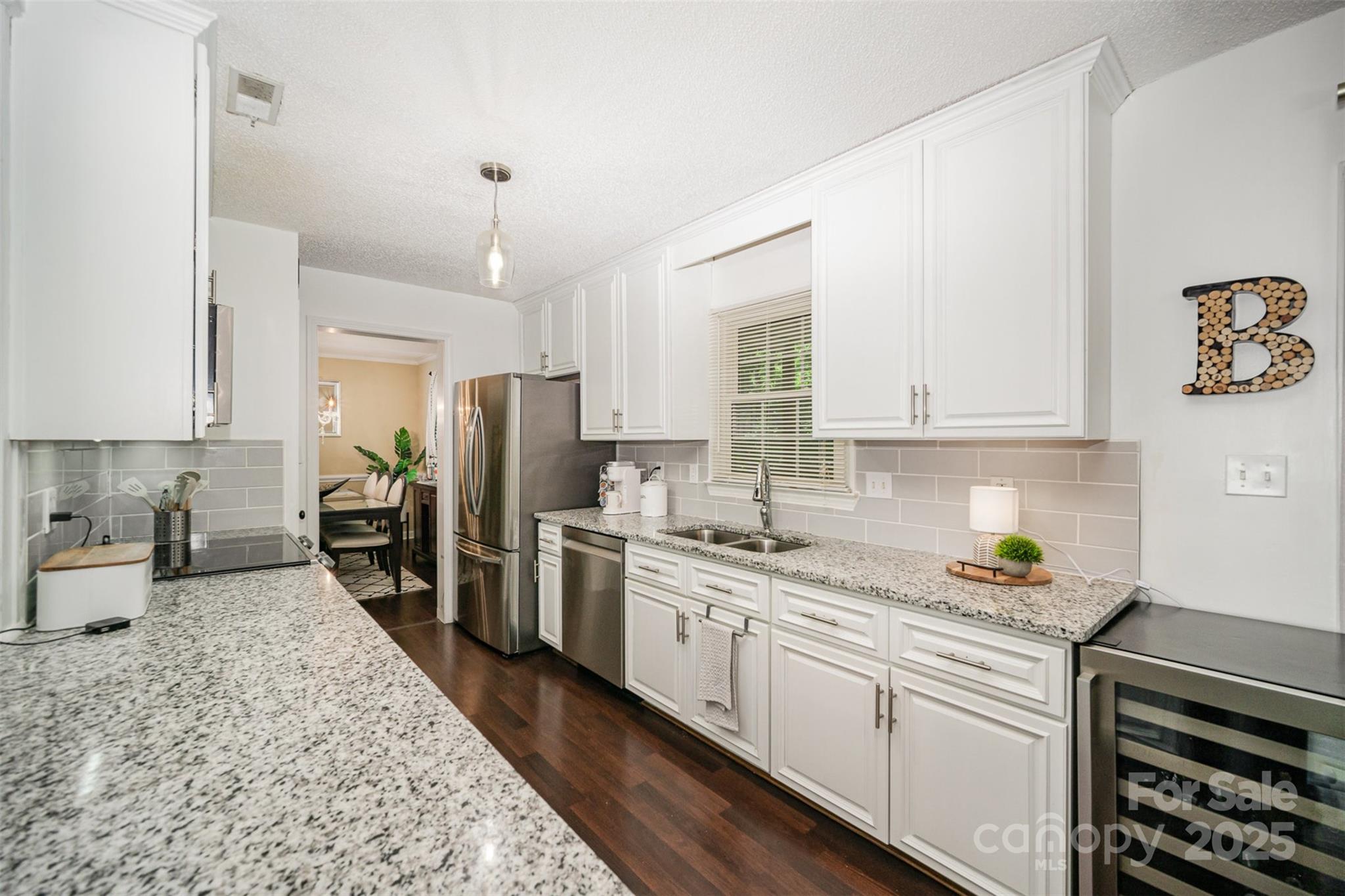 3016 Heathcroft Court