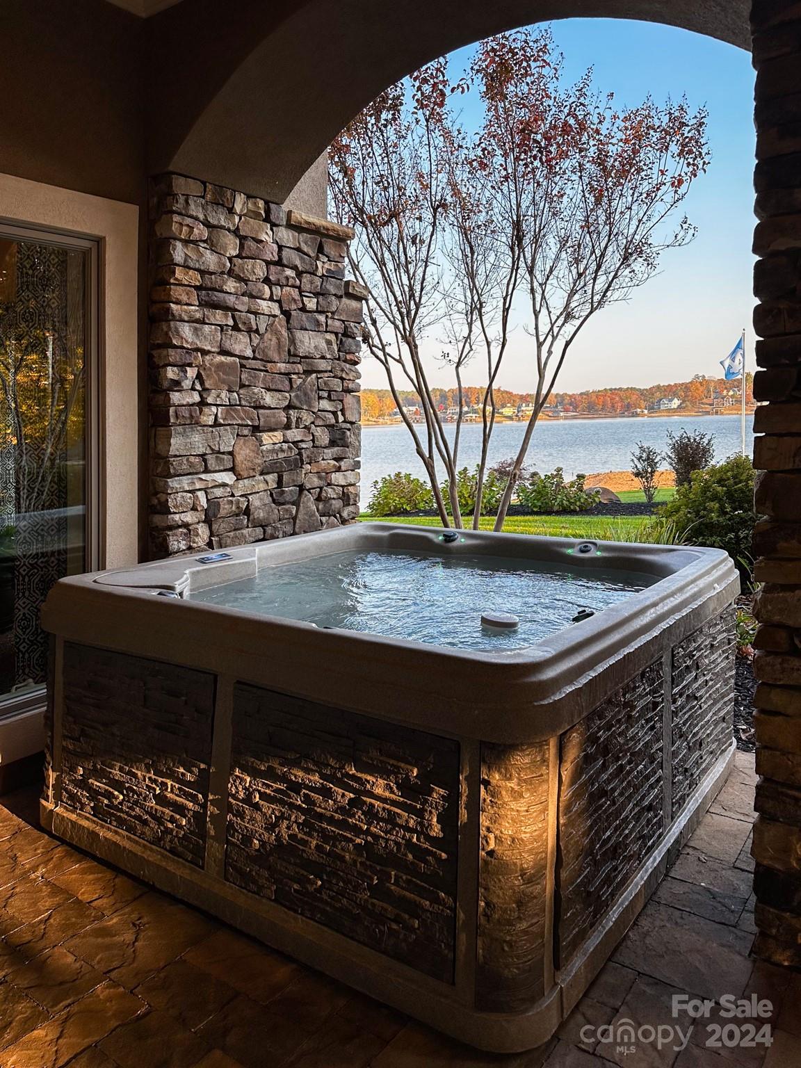 Edgewater - Residential