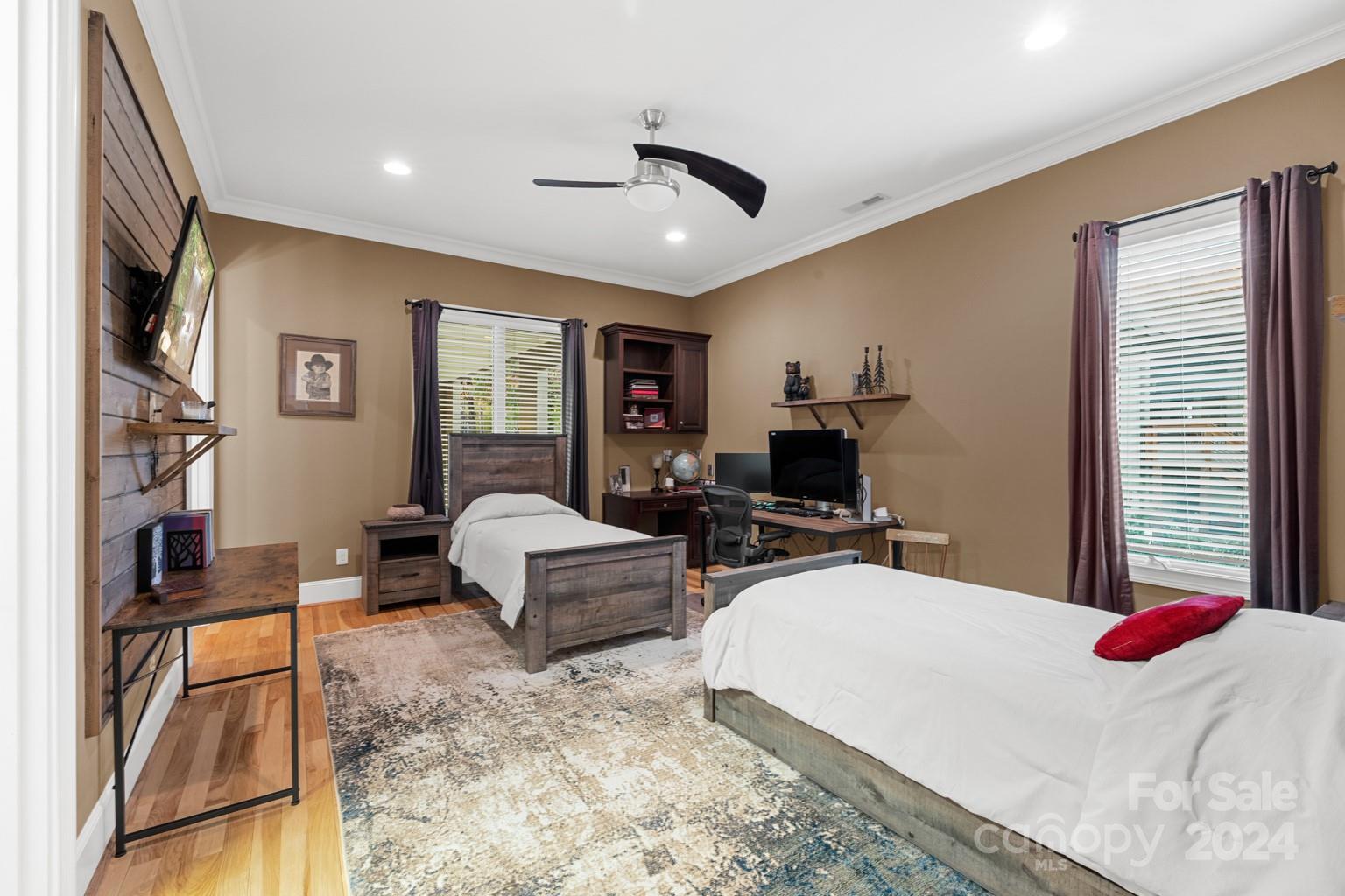 Edgewater - Residential