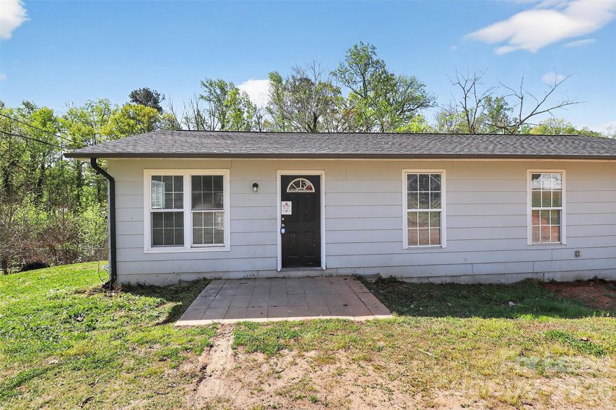 This beautifully updated 3BD/2BA ranch home in Lowell, NC features an open floorplan with stainless steel appliances in the kitchen. New LVP flooring throughout. Large laundry room with washer/dryer hookups. Primary bedroom features private en suite. Spacious covered deck in back overlooks a large private yard. A must see!

Technology Fee: $20/Month
Pet Policy: $250 Non-refundable pet fee per pet + $20/month pet rent per pet.