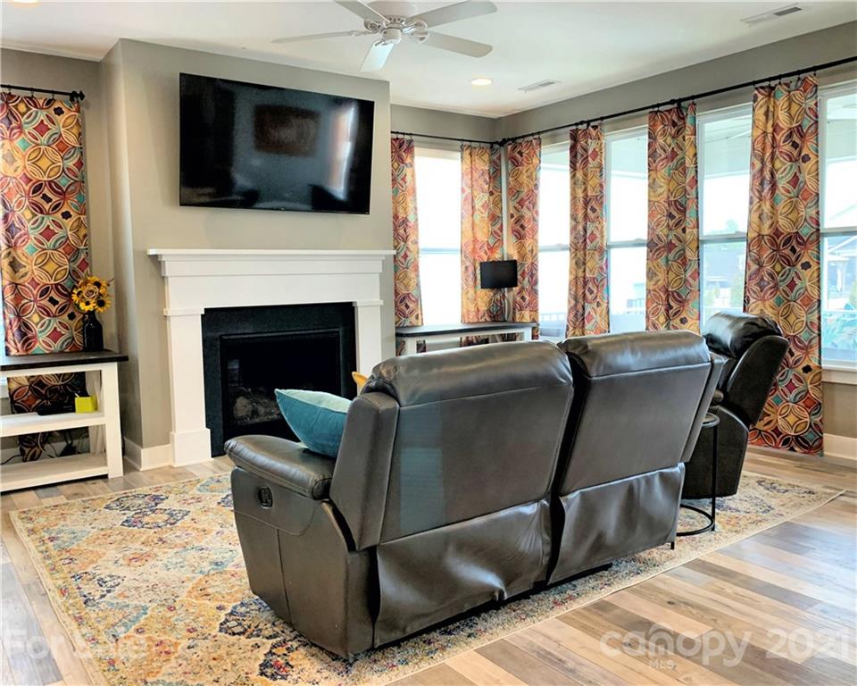 Paddlers Cove - Residential