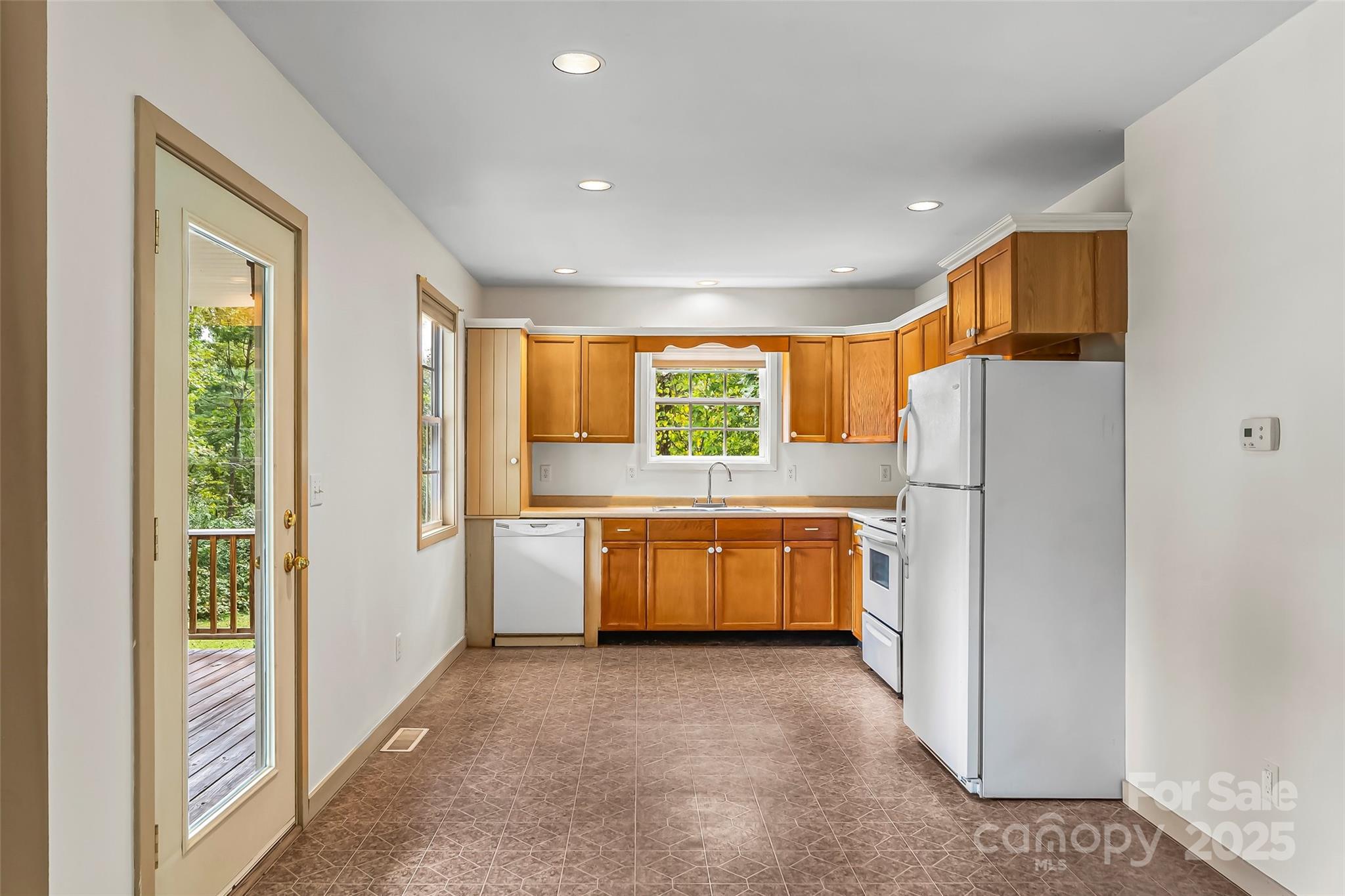 Royal Pines - Residential
