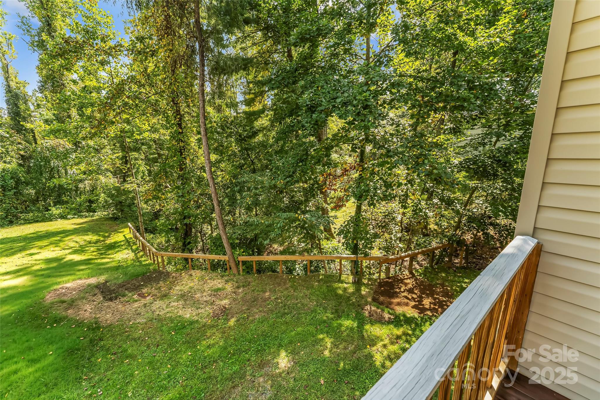 Royal Pines - Residential