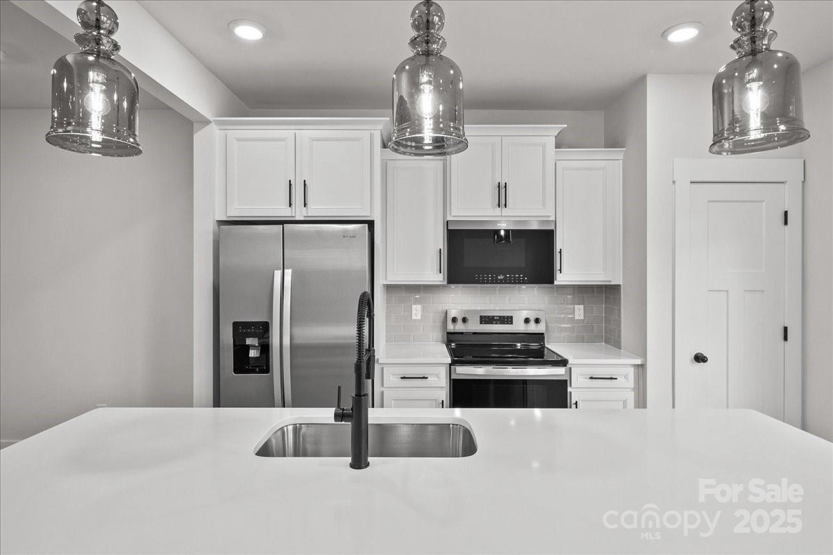 10 Moon Haven Way