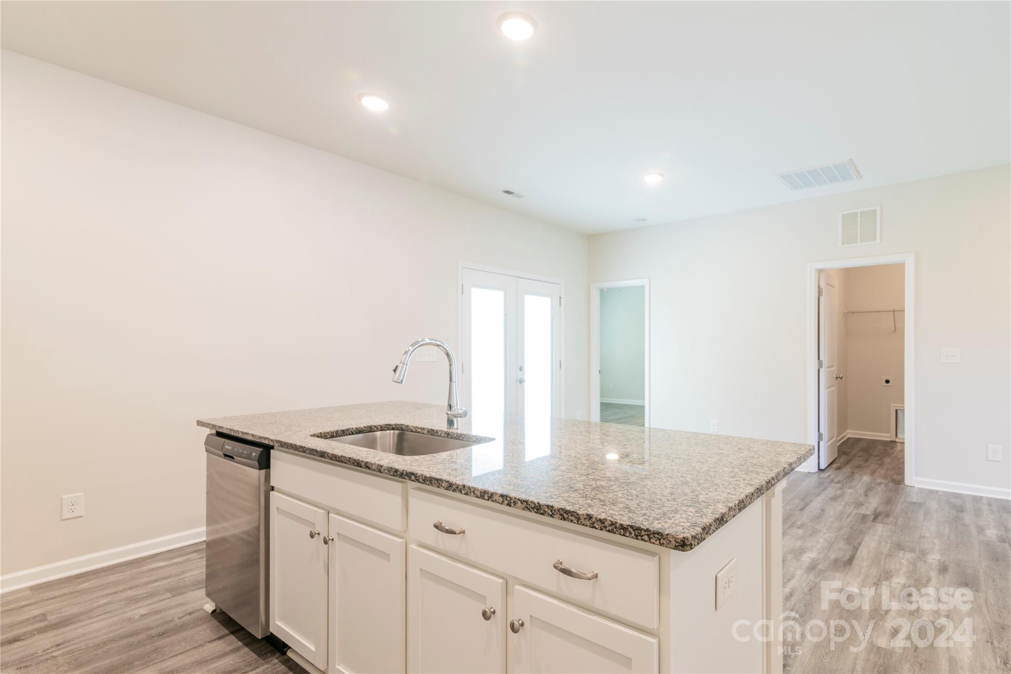 Lincoln Heights - Residential Lease