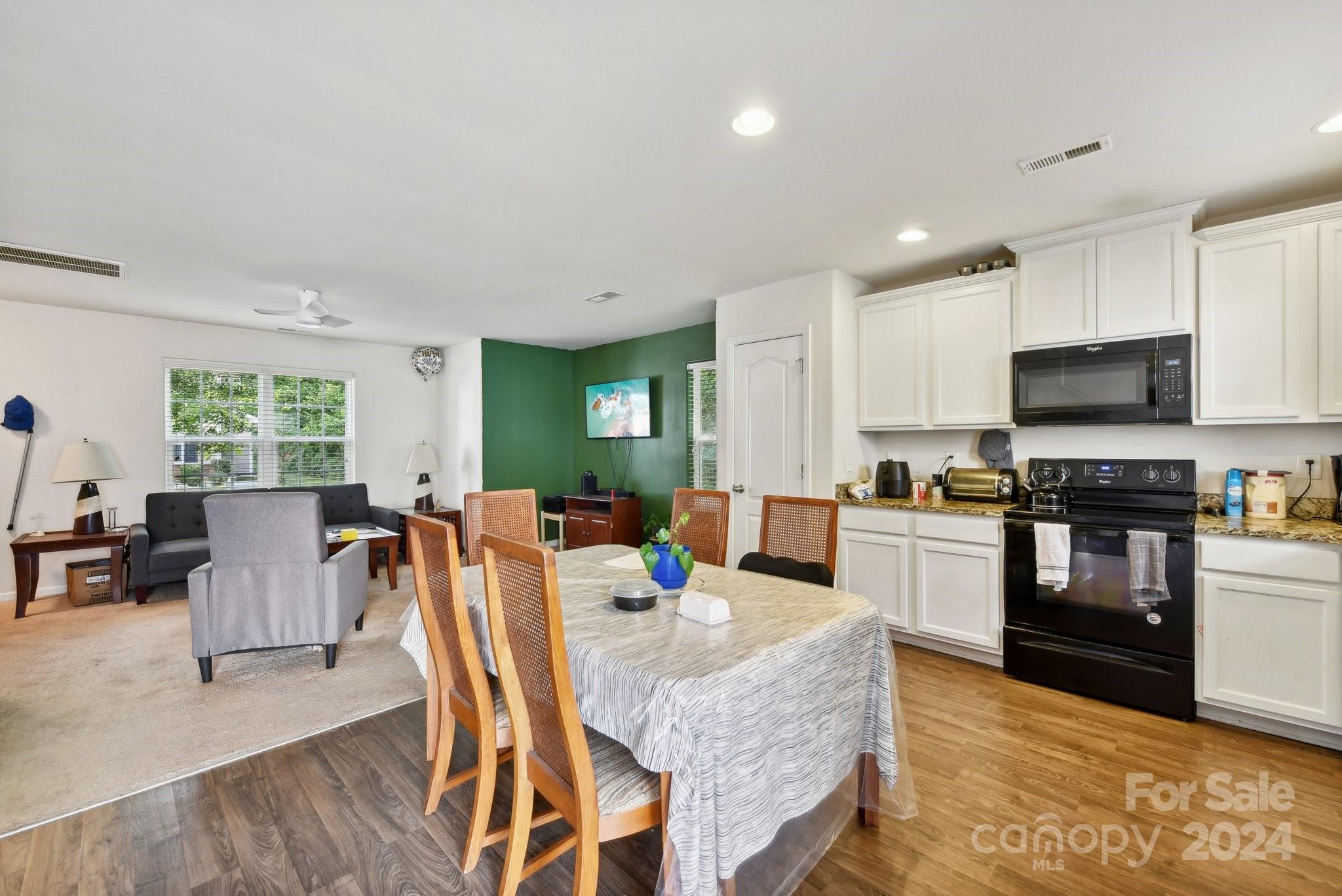 Kingstree - Residential