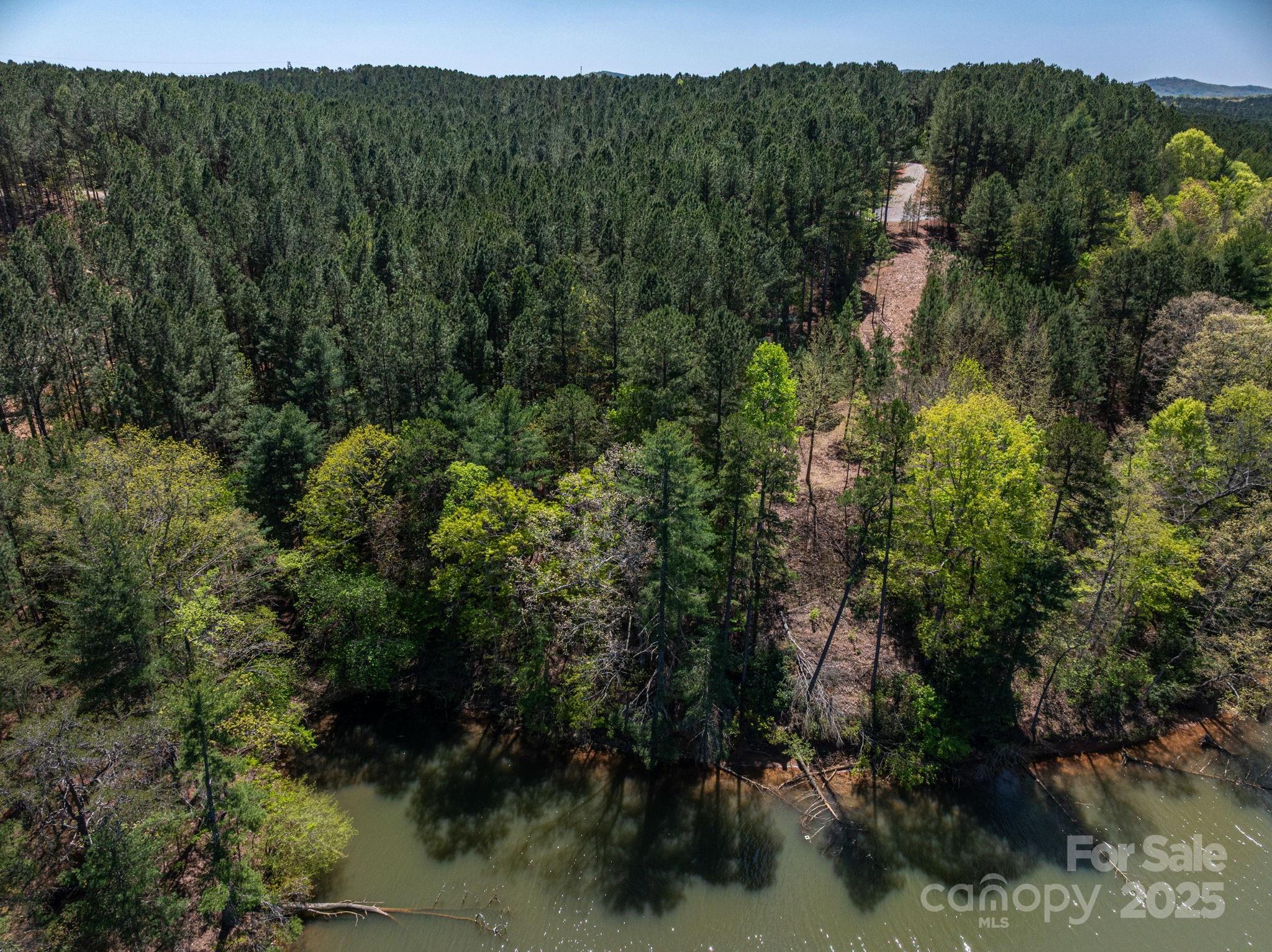 Paradise Harbor - Land
