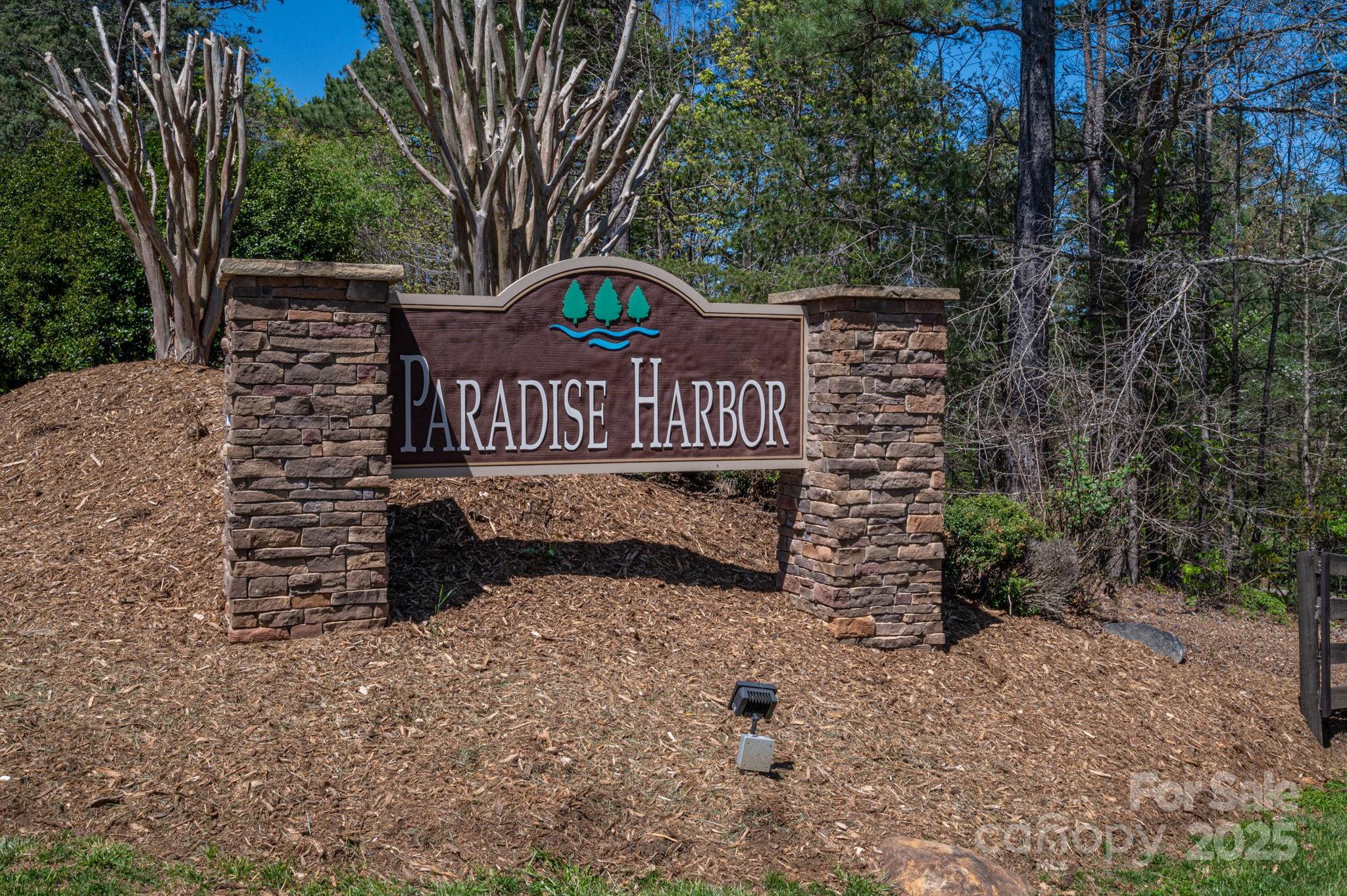 Paradise Harbor - Land