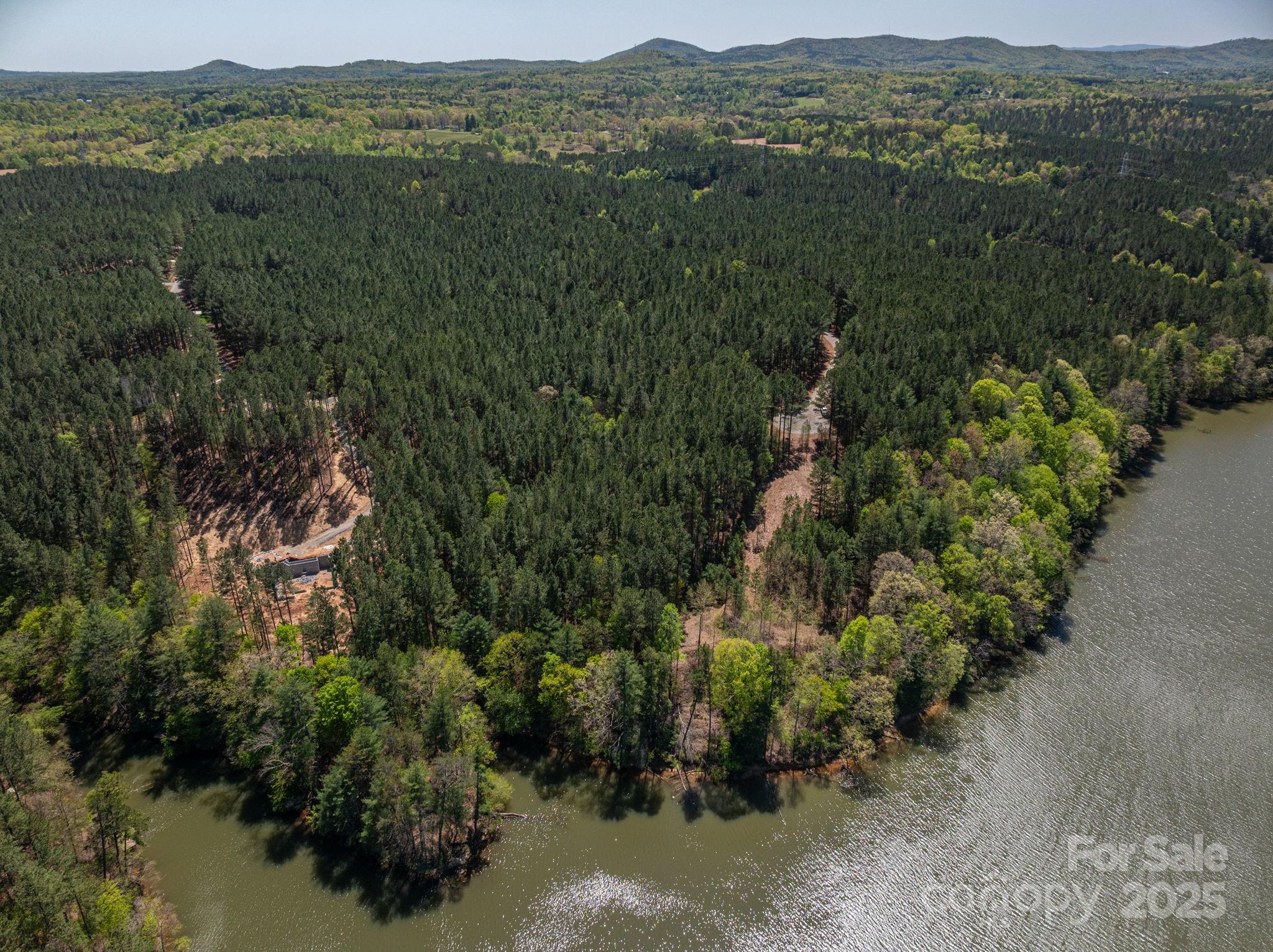 Paradise Harbor - Land