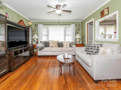 5629 Ruth Drive Charlotte NC 28215