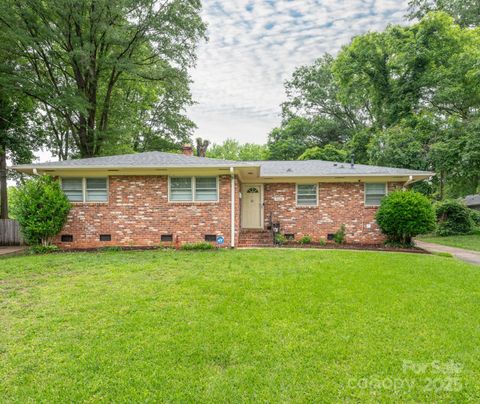 5629 Ruth Drive Charlotte NC 28215