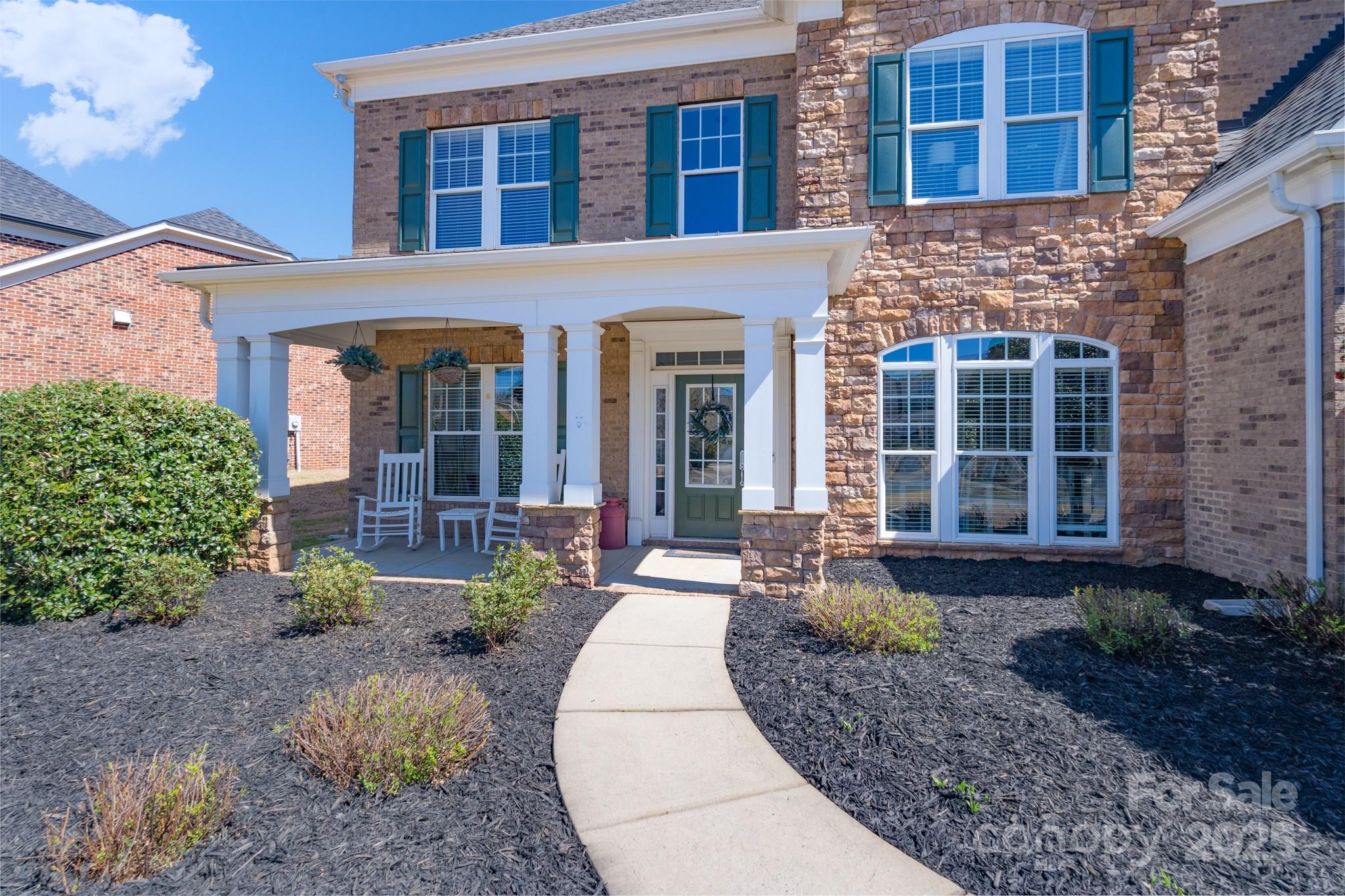 10005 Chimney Drive