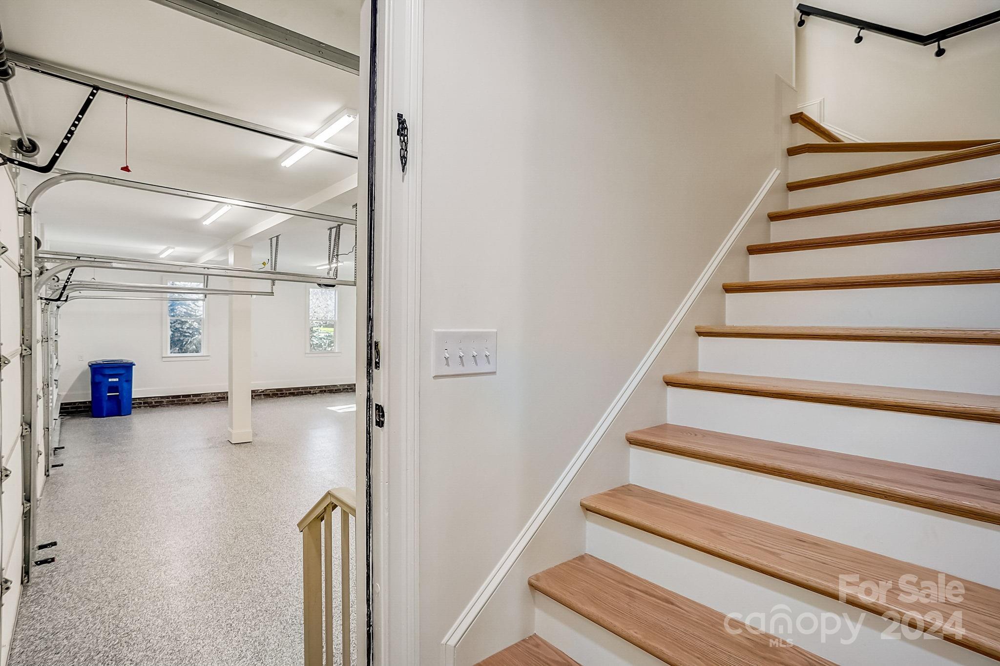 The Peninsula - Residential