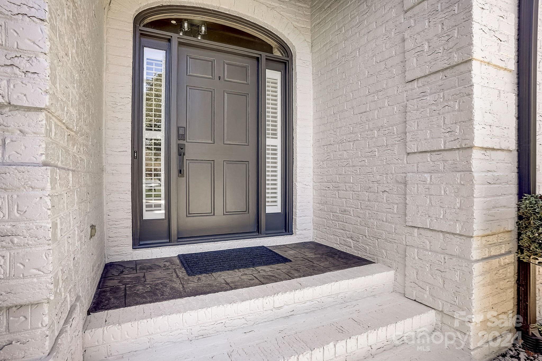 The Peninsula - Residential