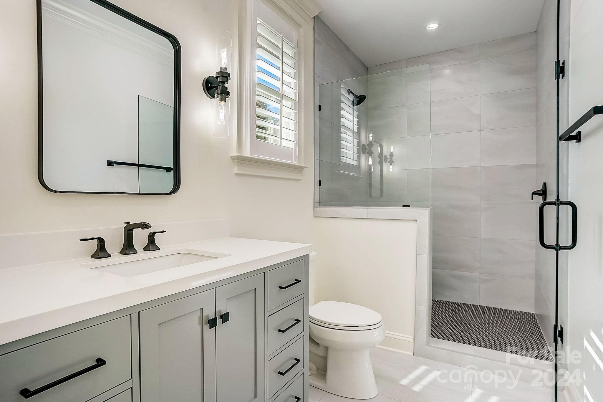 The Peninsula - Residential