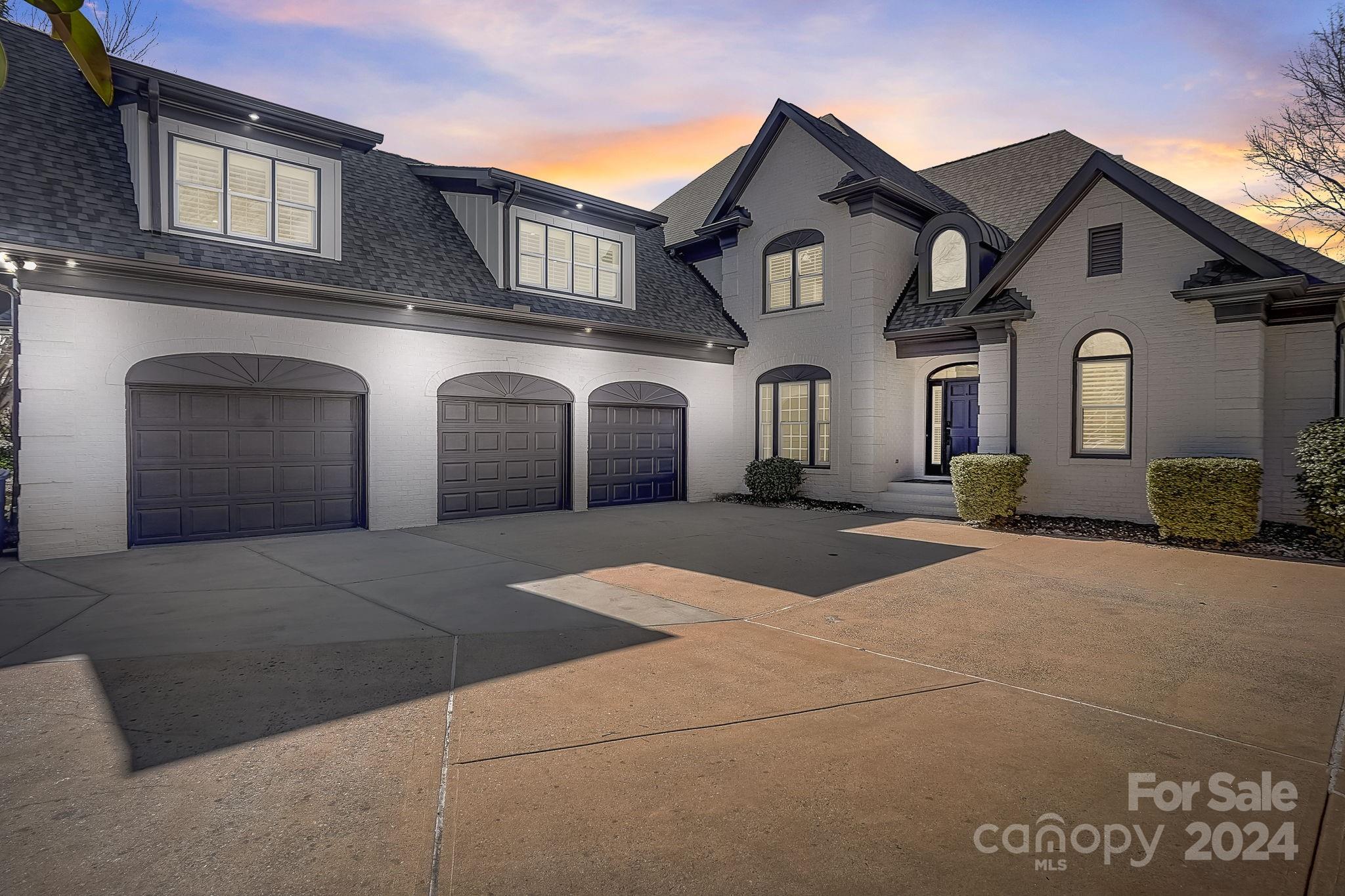 The Peninsula - Residential