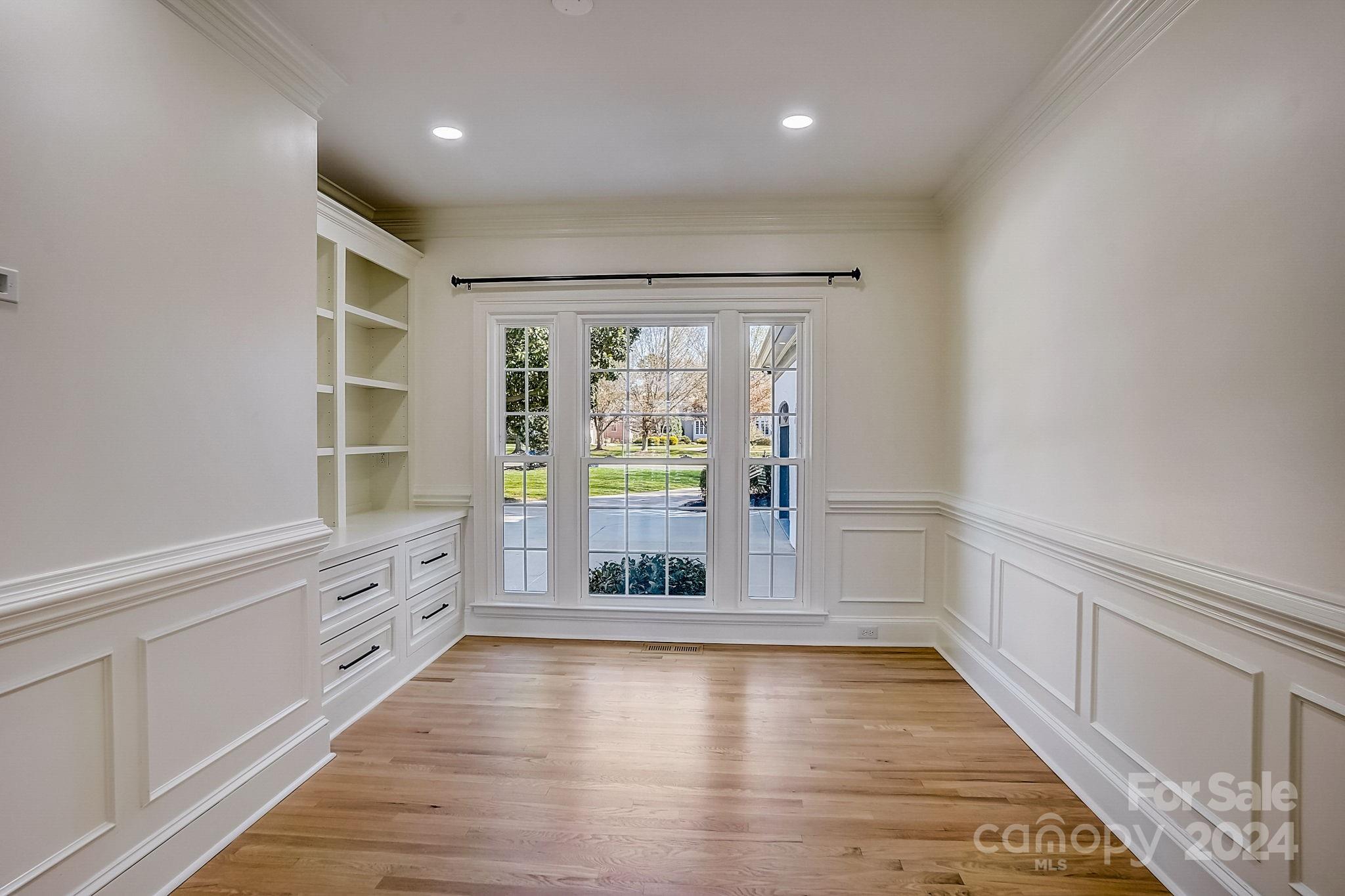 The Peninsula - Residential