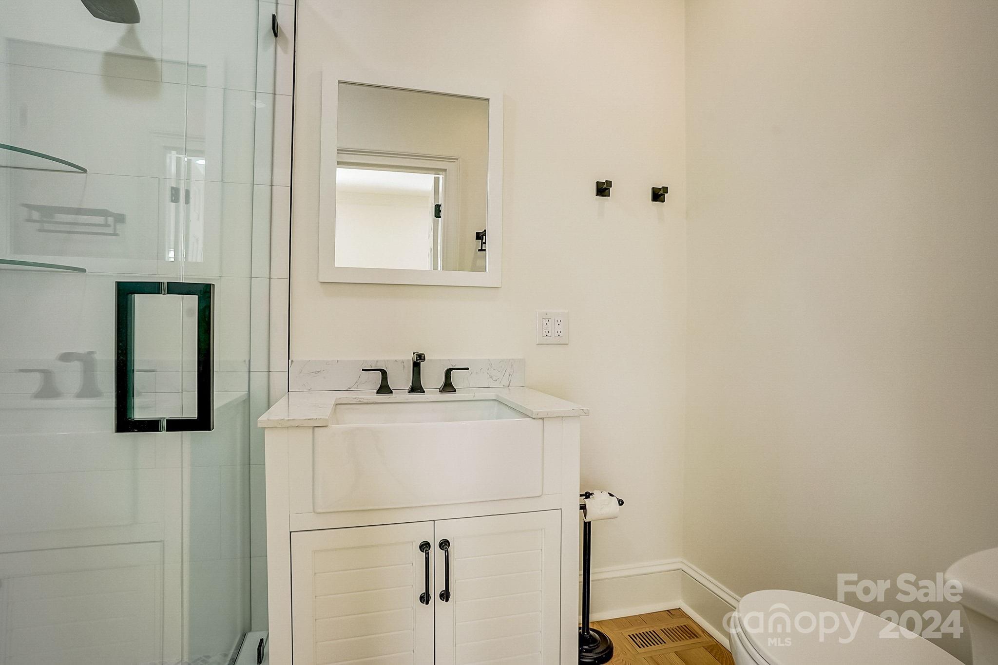 The Peninsula - Residential