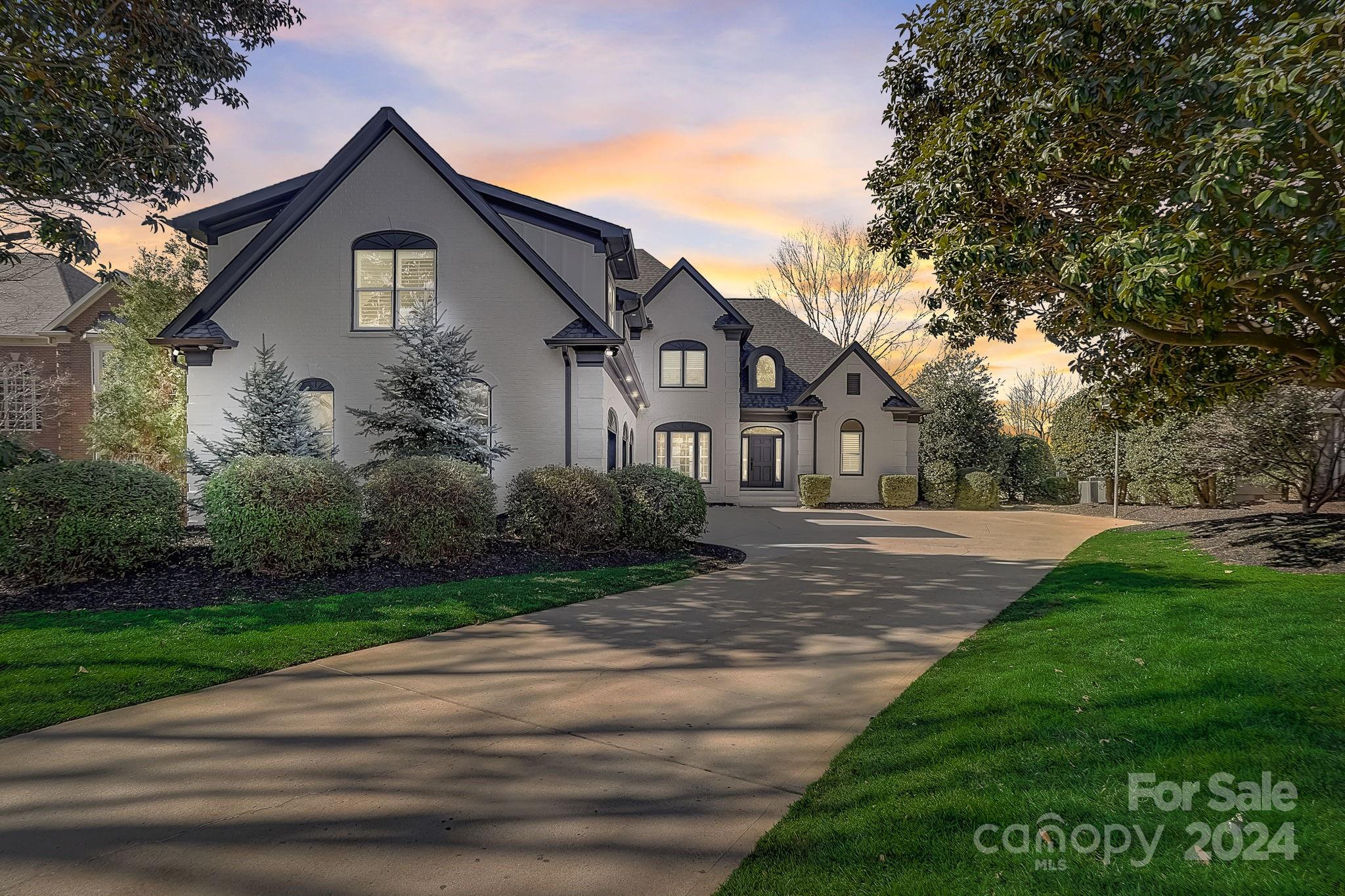 The Peninsula - Residential