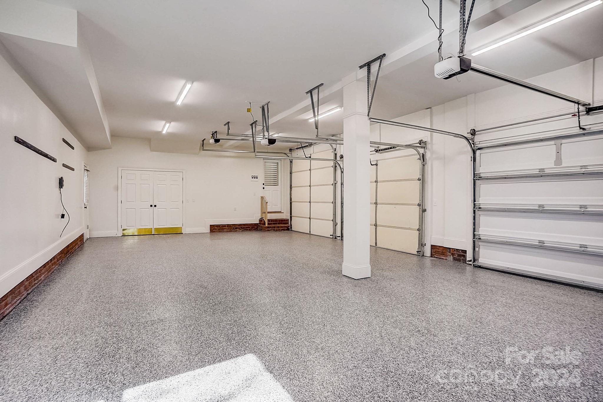 The Peninsula - Residential