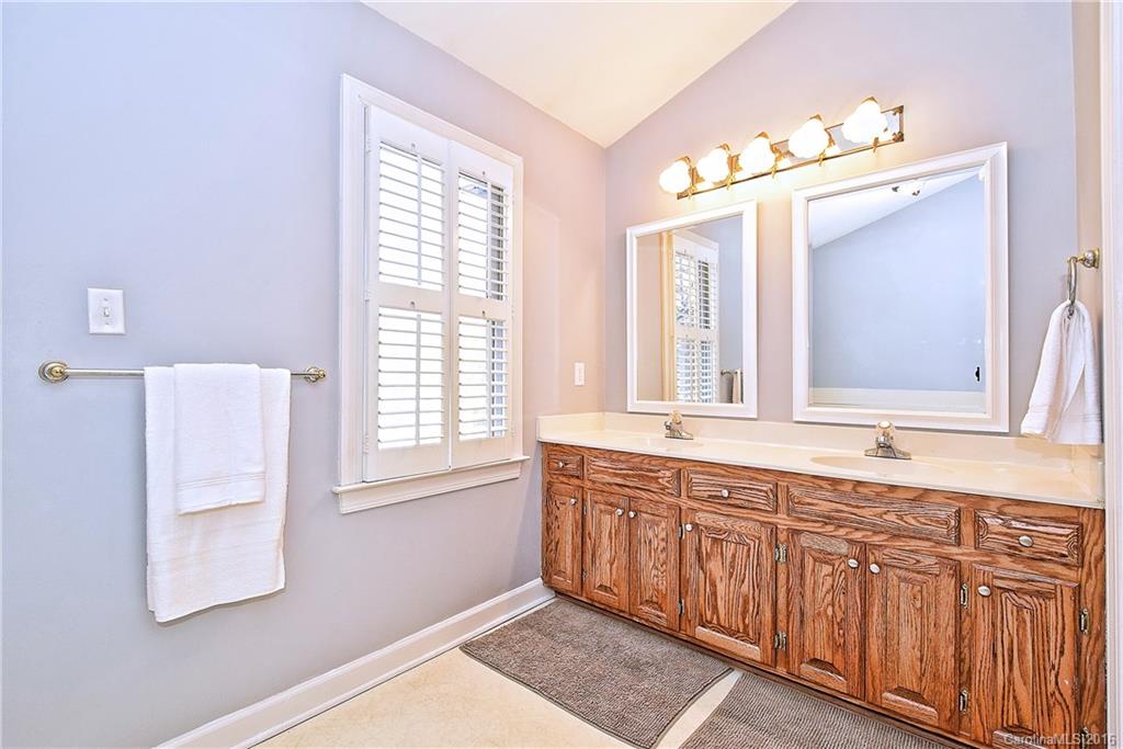 Davis Lake - Residential