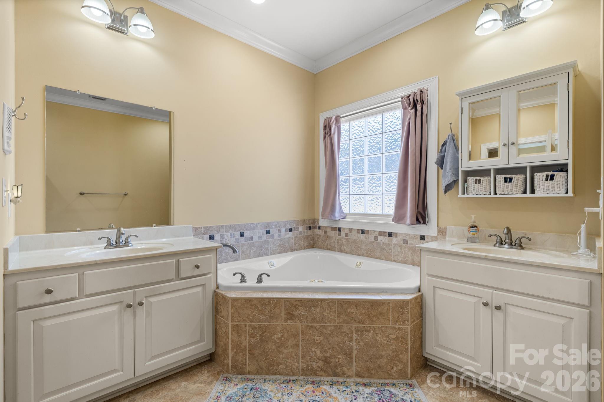 Barringer Woods - Residential