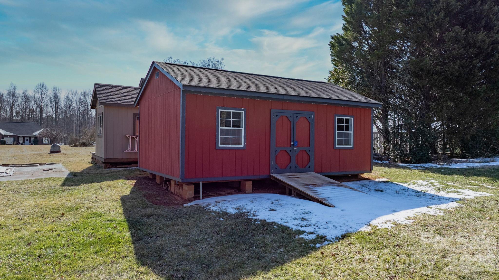 Barringer Woods - Residential