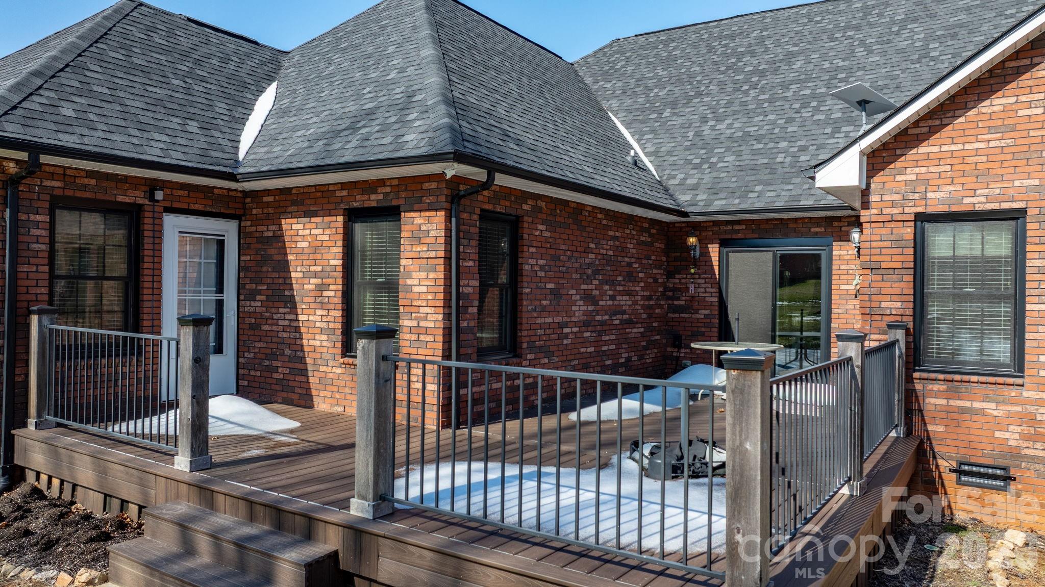 Barringer Woods - Residential